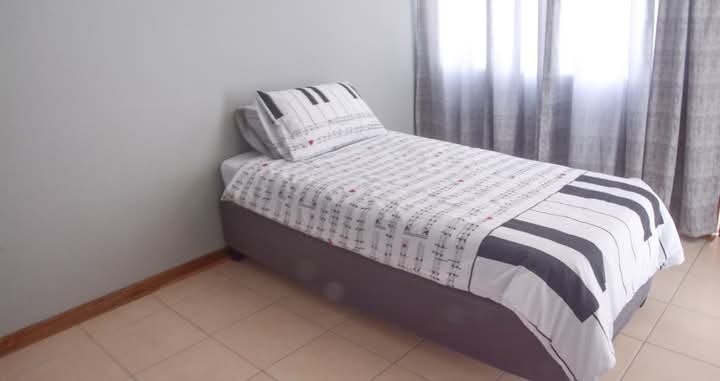 6 Bedroom Property for Sale in Colesberg Northern Cape